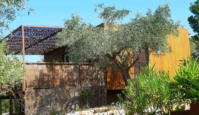 Large studio, between sea and mountains, on the Costa Dorada.