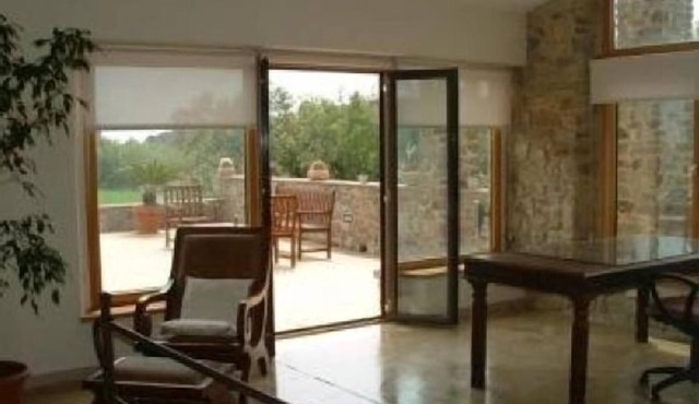 Large villa with pool in an exceptional natural environment