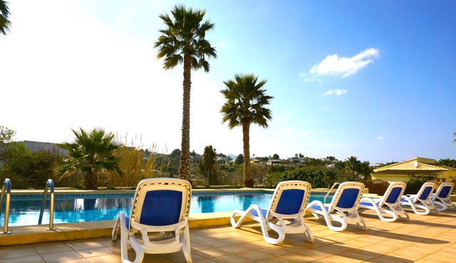 Large Villa with 3 Independent Houses. Designed to enjoy with the family.