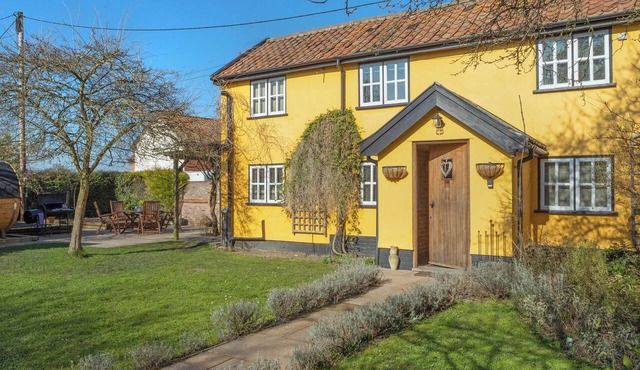 Lavender Cottage - UKC9687