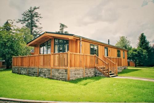 Loch Lomond Castle Lodges