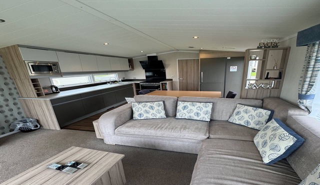 Lovely 2-bed Caravan in Seton Sands