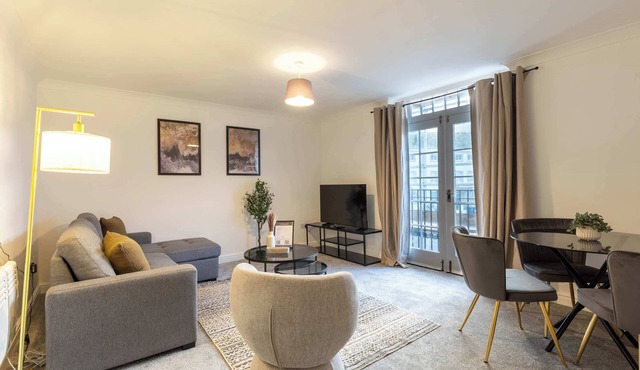 Lovely 2BED Whitehaven Apartment with Sea Views
