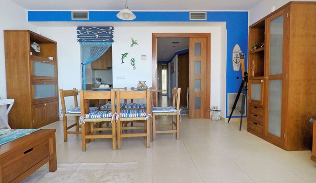 Lovely apartment for 4 guests with WIFI, A/C, TV and terrace