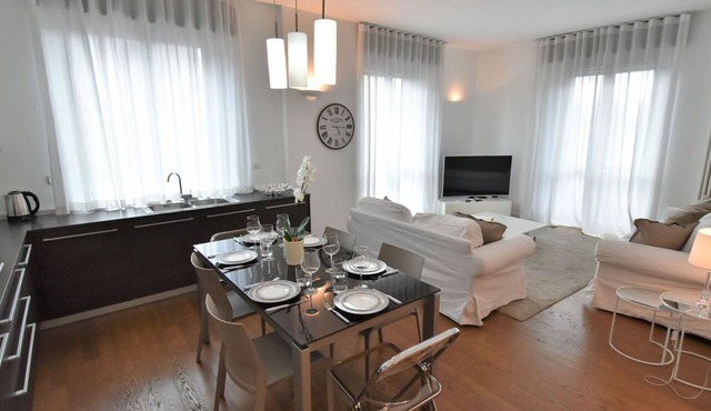 Lovely apartment for 6 guests with WIFI, A/C, TV and balcony