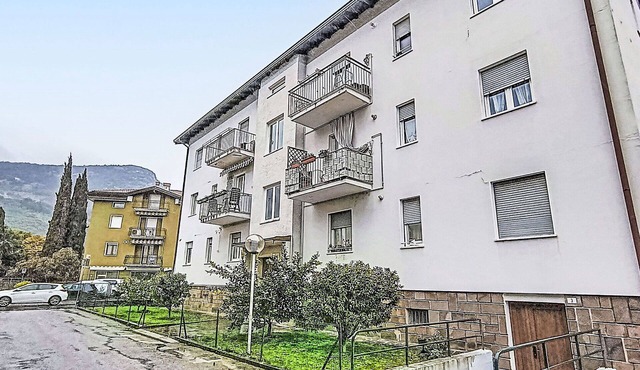 Lovely apartment for 6 people with WIFI, TV and patio