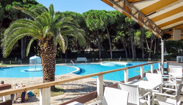 Lovely apartment in villa for 6 people with WIFI, A/C, pool, TV and terrace