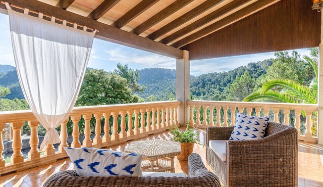 Lovely house with air conditioning in the mountains, Yourhouse Can Marquesi
