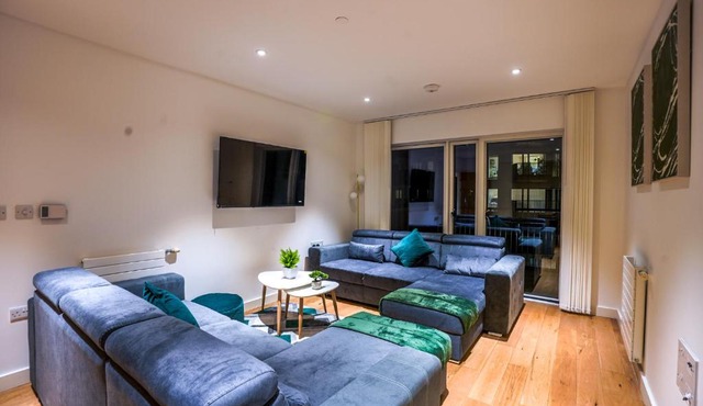 Luxury 1BR Near O2 & Canary Wharf