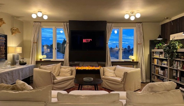 Luxury Chic Designer House -Amazing City Location