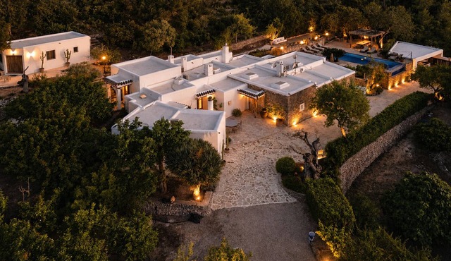 Luxury Ibiza Villa for 8 Sleeps (Possibility 10 people) - Private Pool