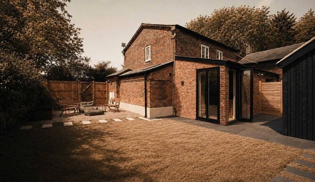 Luxury Hertfordshire Retreat | 2 Designer Cottages Sleeps 10