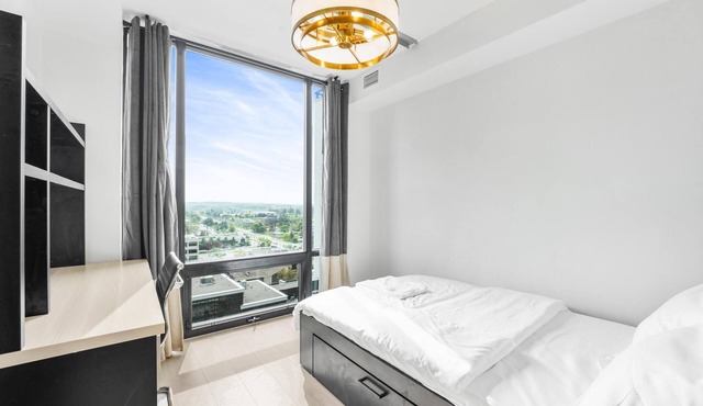 Luxury New Condo+HighRise Building+2BD+2TV+Ensuite Laundry