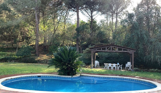 Magnificent Family Villa With Swimming Pool Surrounded By Nature 8 km From The Beach