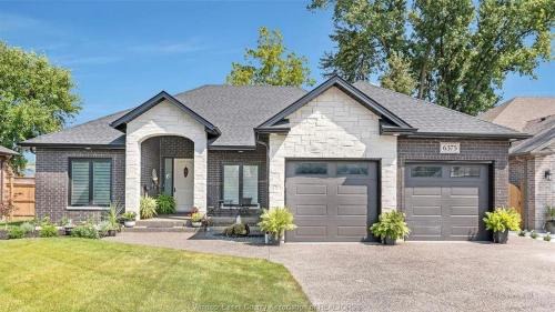 Matchette Manor - Luxury Hideaway Flat - Lasalle