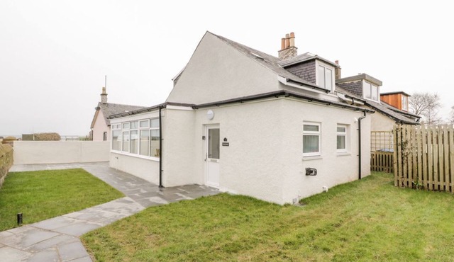 Meadowbank: Serene Living in Maidens