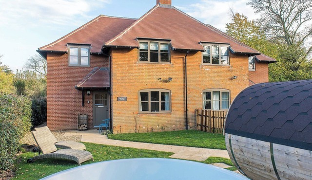 Meadowsweet Cottage-UKC2458