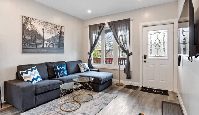 Min to DT/USA - Luxurious House - 4bed-2bath