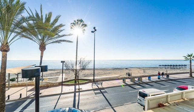 Modern Beachfront Apartment in Fuengirola