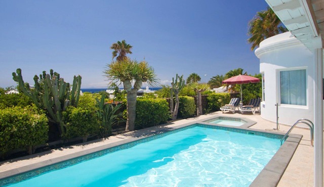 Modern Los Mojones Villa | 3 Bedrooms | Private Heated Pool | Villa Marcus