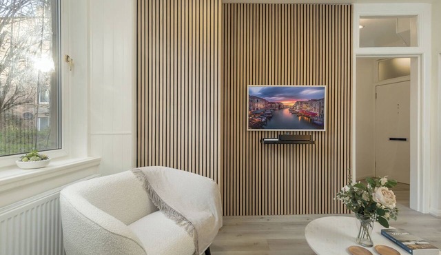 Modern Wheatfield Apartment