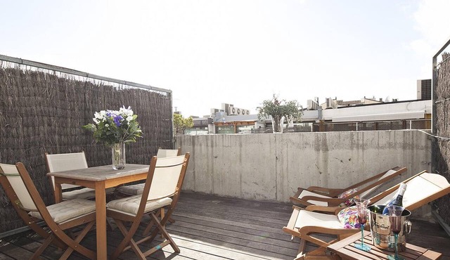 My Space Barcelona 3 apartments for up to 18 people with private terraces