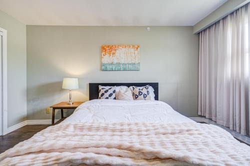 Nest in the Orchard-cozy room