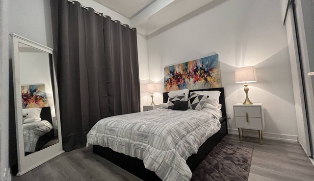 New Luxury Condo w/rooftop terrace pool by casino