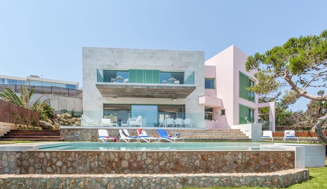 NEW LUXURY VILLA FRONTLINE WITH HEATED POOL