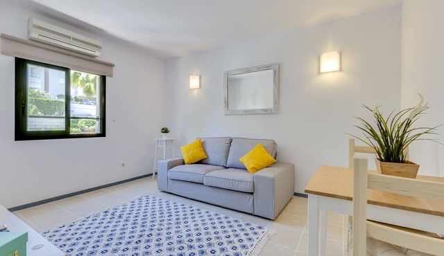 Nice apartment 3 minutes from Paseo Maritimo