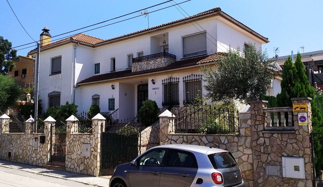 Nice house, comfortable, practical and wide
