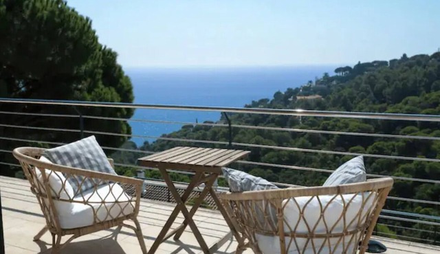 Nice Views ► Private Beach, Pool, Jacuzzi