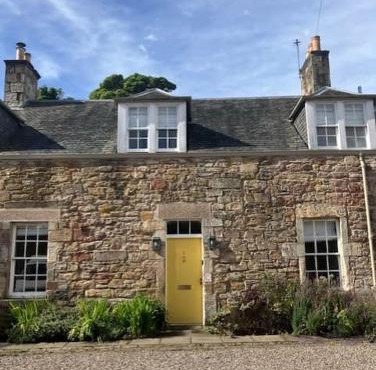 No 2 Stable Yard, Wemyss Castle Estate