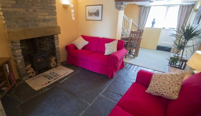 No 2 Withy Cottages - Sleeps 4/5