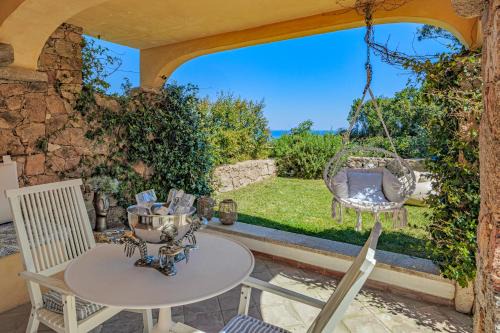 Oasi di pace e relax con piscina in Costa Smeralda