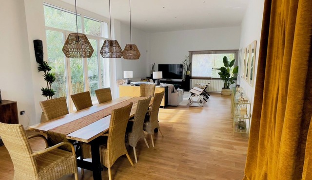 Oasis in Roche. Design villa