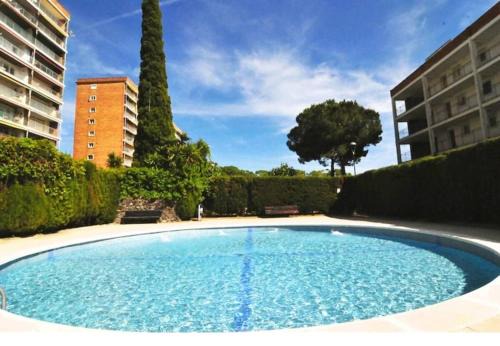 Oasis in Santa Susanna, amazing apartment with pool