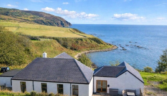 Offering a serene Highland hideaway, perfect for rest, recharge, and escape.