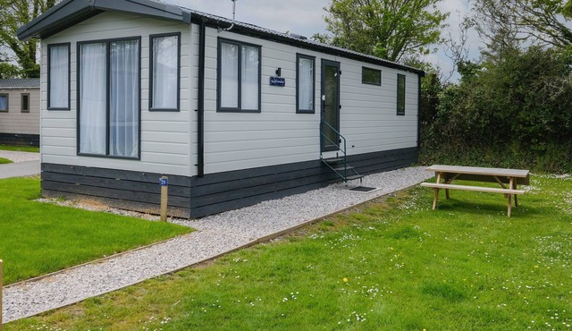 PARBOLA 29, pet friendly, with pool in Gwinear
