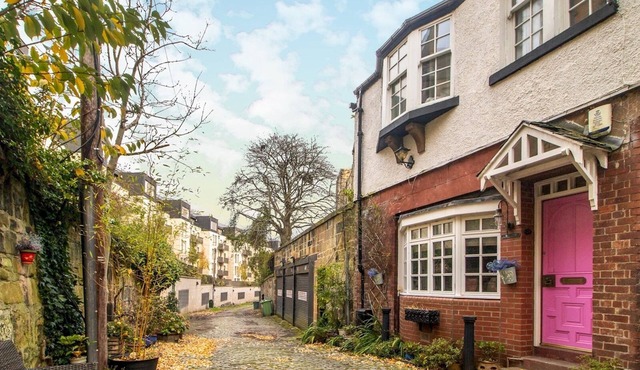 Pass the Keys | Magical Mews Hideaway: Quirky Cottage Experience