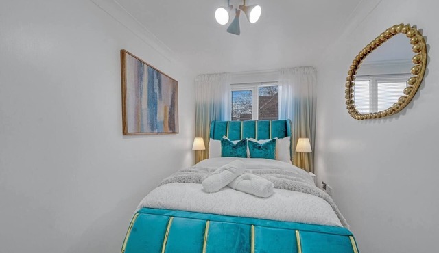 Peaceful 2BR Flat |Near Becontree Stn.|Family|ST