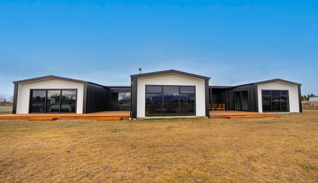 Peak Paradise – your ultimate escape in Twizel.