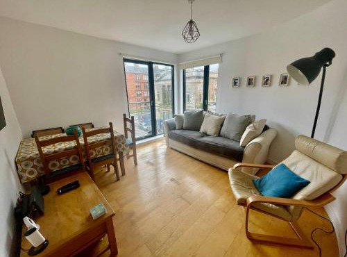 Perfect Location in Heart of Glasgow West End - Pass the Keys