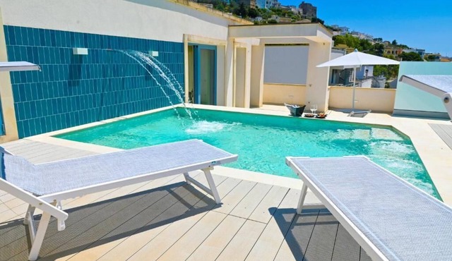 Perle Marine Suite Apartments