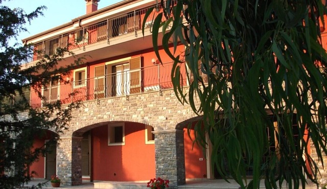 Pet Friendly Apartment 'Chico Agriturismo La Scuderia' with Wi-Fi