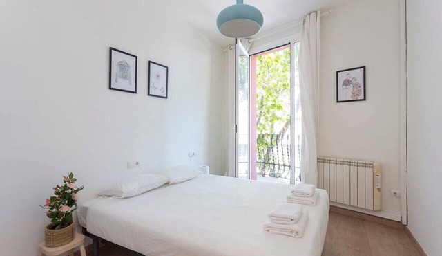 Poblenou for Families 3BD next to the beach!