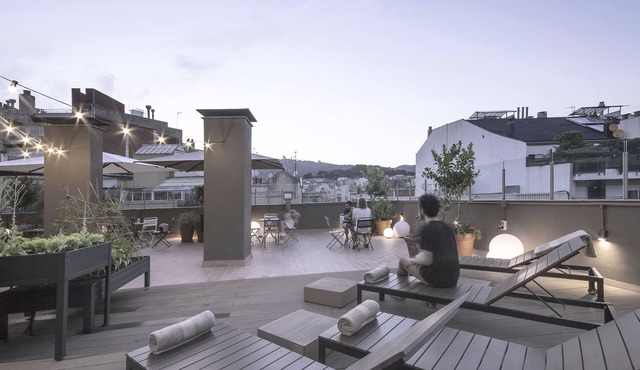 Pol & Grace Hotel