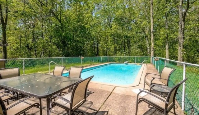 POOL- Close to Beach & Trails - Escape on Edgemere