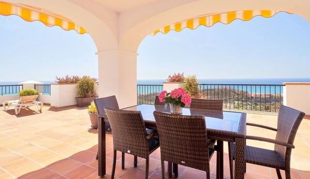 Poseidon Málaga Luxury Apartment