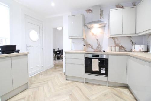 Premium 4 Bedroom, Airdrie, Glasgow.